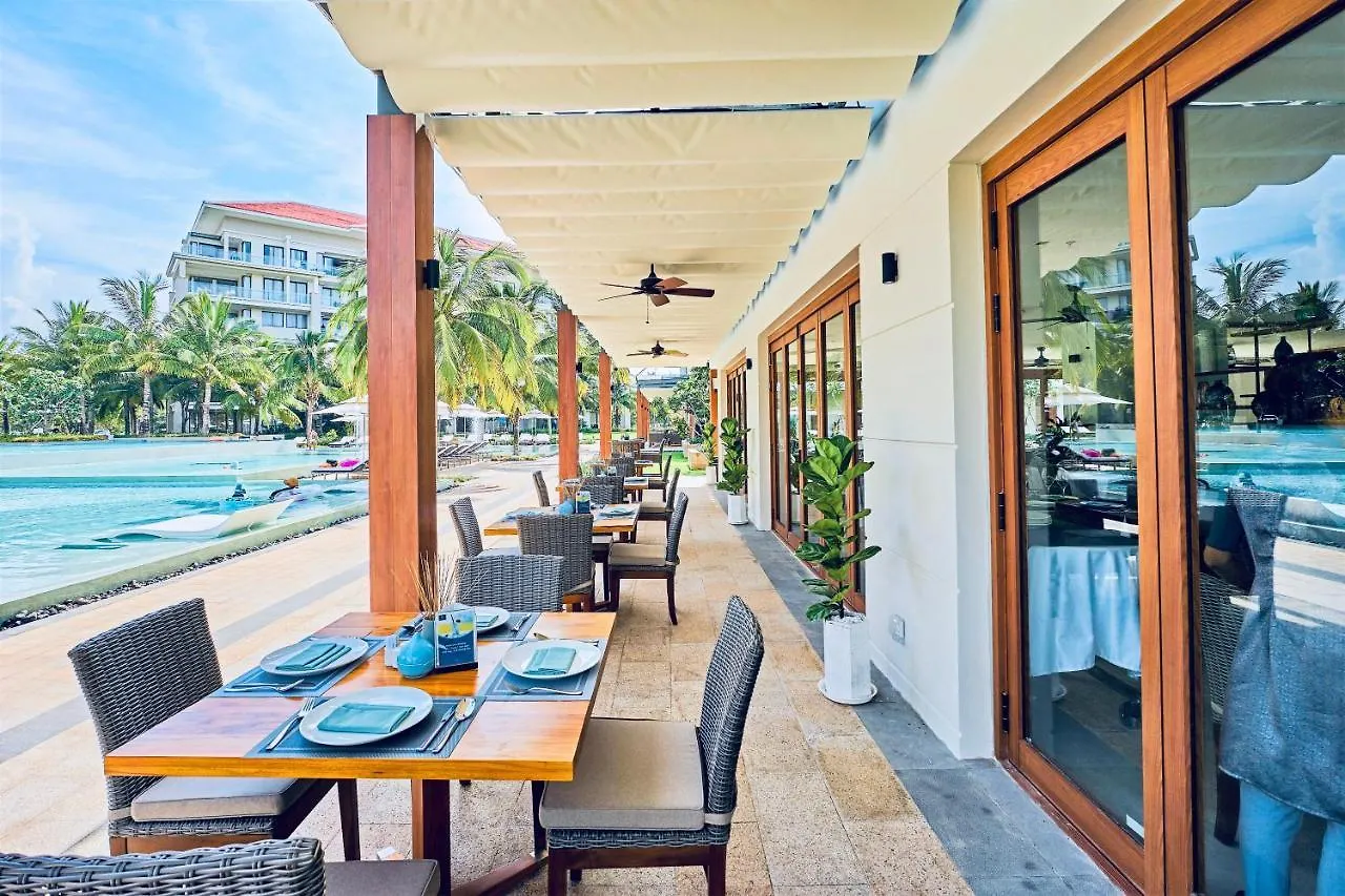 Emblemsea Luxury Villas Few Steps To The Danang Beach