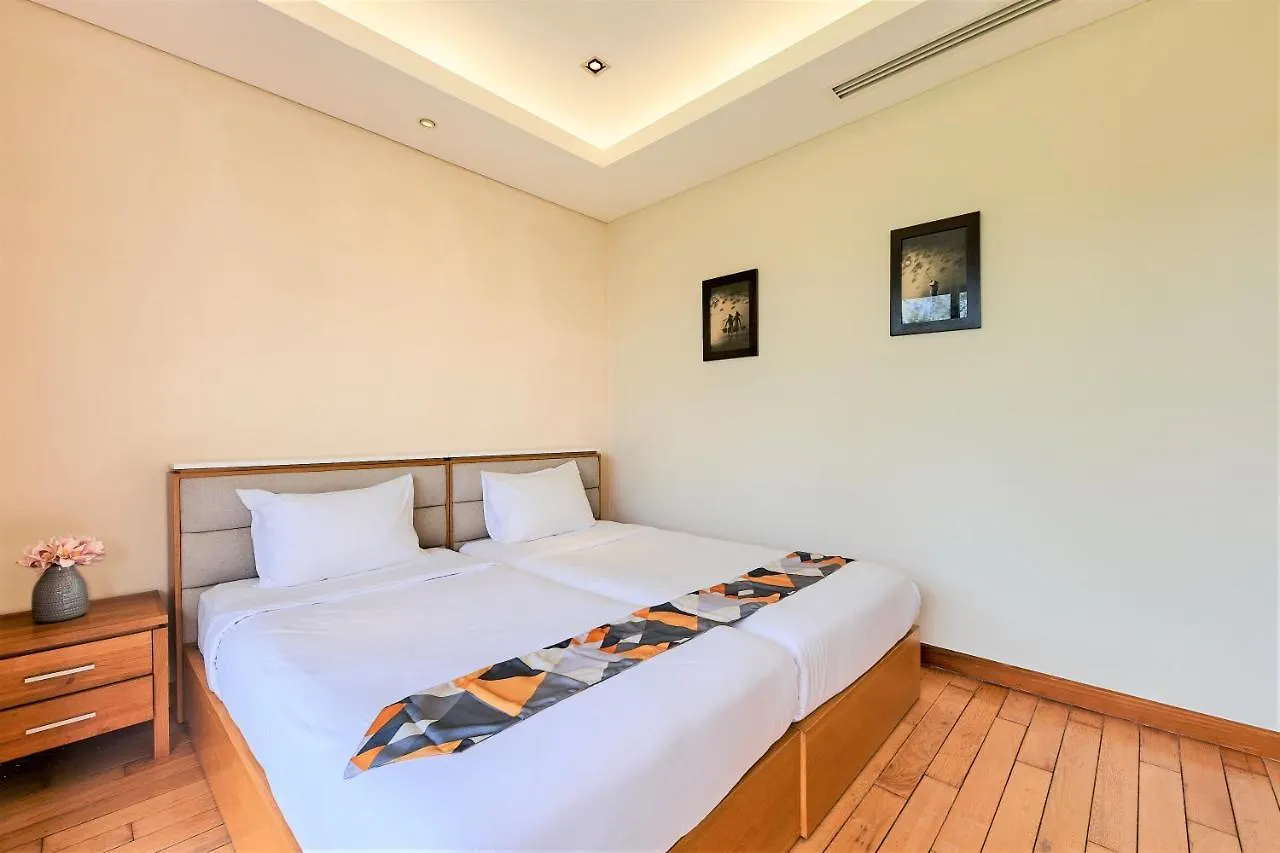 Emblemsea Luxury Villas Few Steps To The Danang Beach  다낭